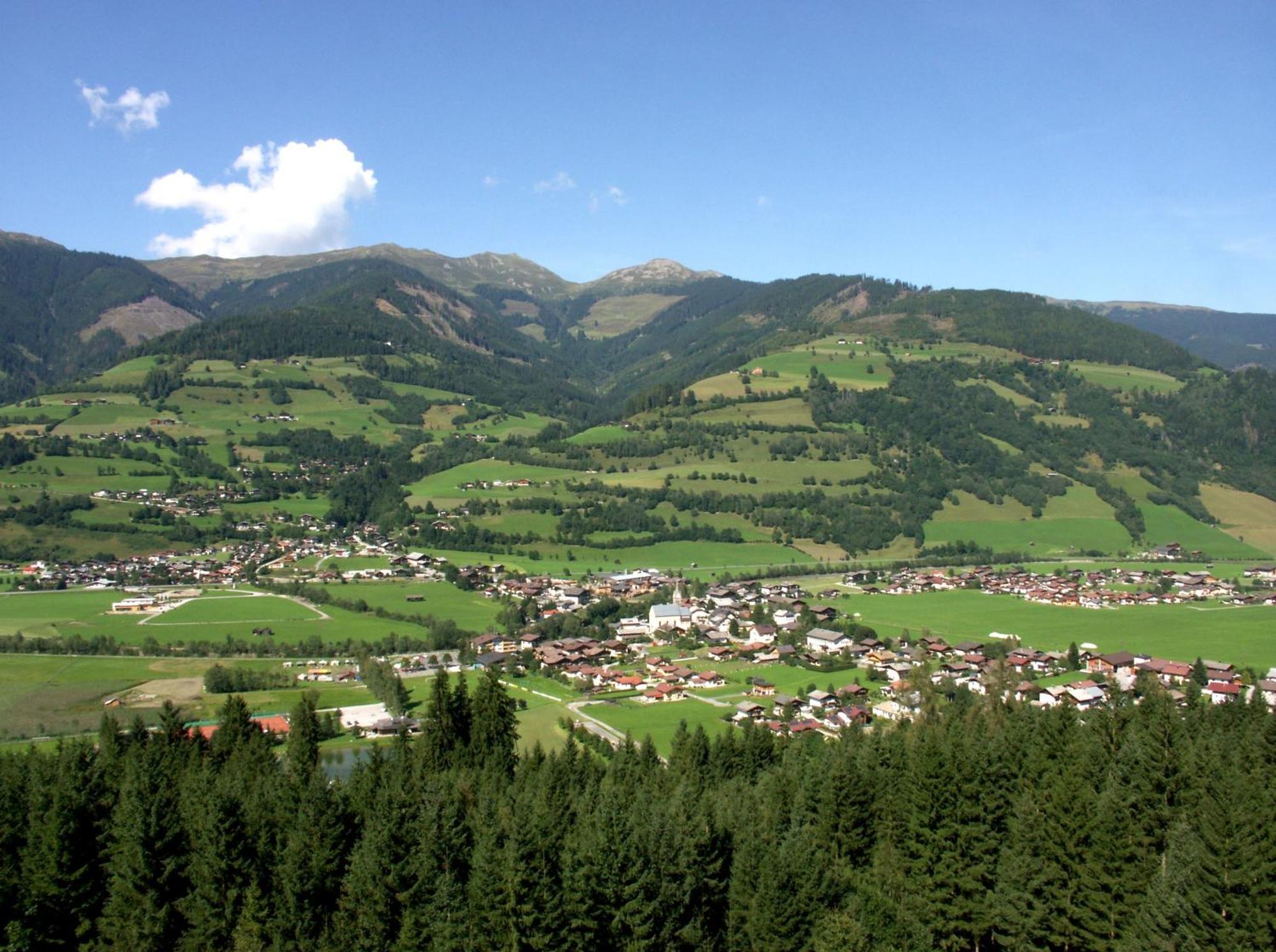 Hotel Gasthof Kroell - Inkl Nationalpark-Karte, 1 X Grossglockner Hochalpenstrasse Kostenlos, 1X Gerlos Alpenstrasse Kostenlos, Krimmler Wasserfaelle Kostenlos, Verschiedene Bergbahnen Kostenlos, Badesee Kostenlos, Bus & Zug Kostenlos, Genusskueche, נידרנסיל מראה חיצוני תמונה